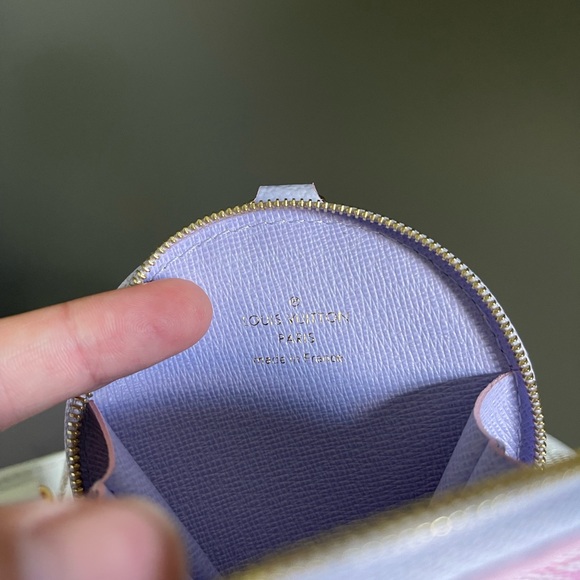 Louis Vuitton Sunrise Pastel Onthego PM - Picture 12 of 13